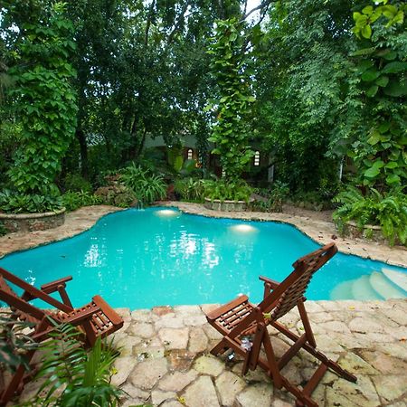 Casa Quetzal Hotel Вальядолид Экстерьер фото