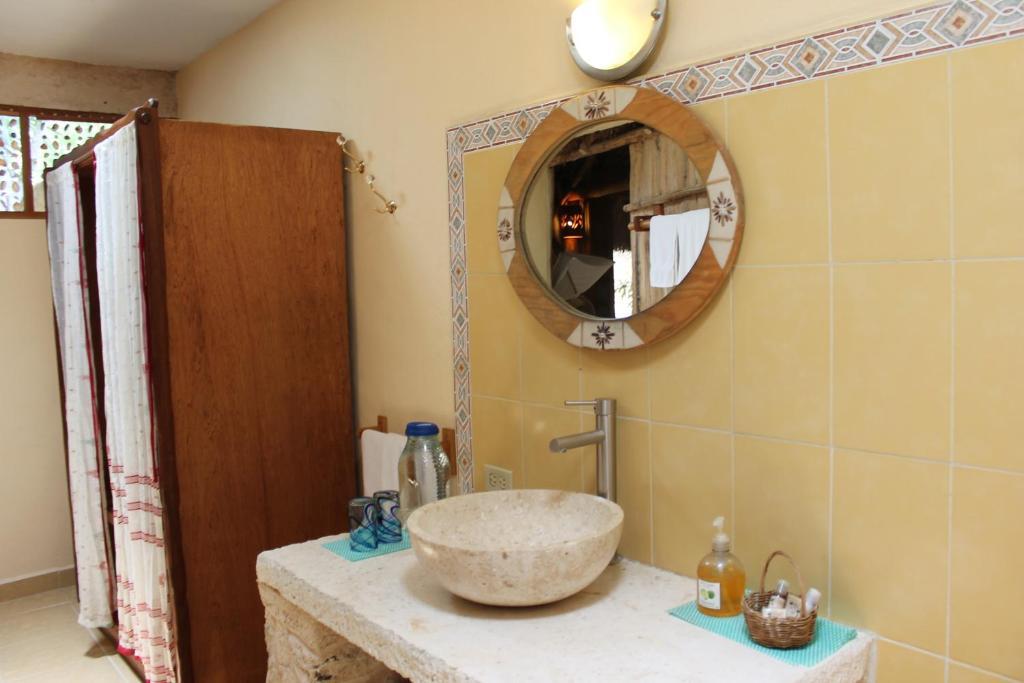 Casa Quetzal Hotel Вальядолид Номер фото